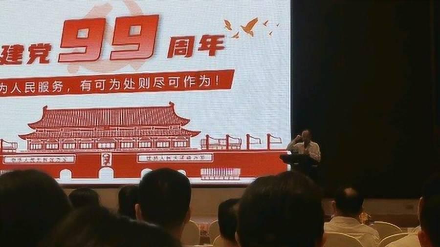 探索我问女生交个朋友吗？她说可以呢接下来怎么聊，了解全球最新动态